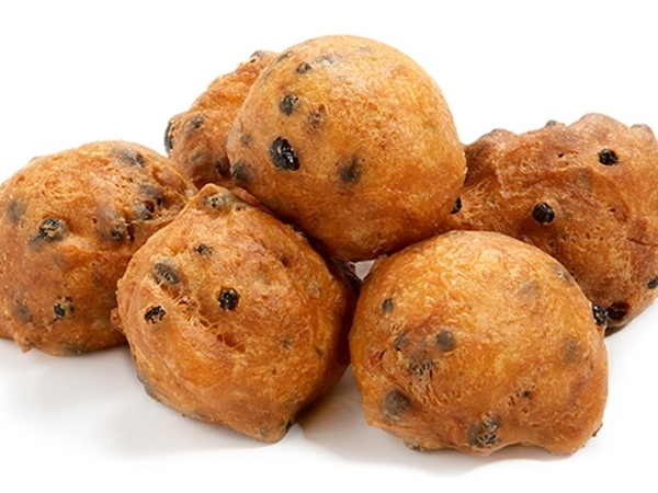 Oliebollen met rozijnen